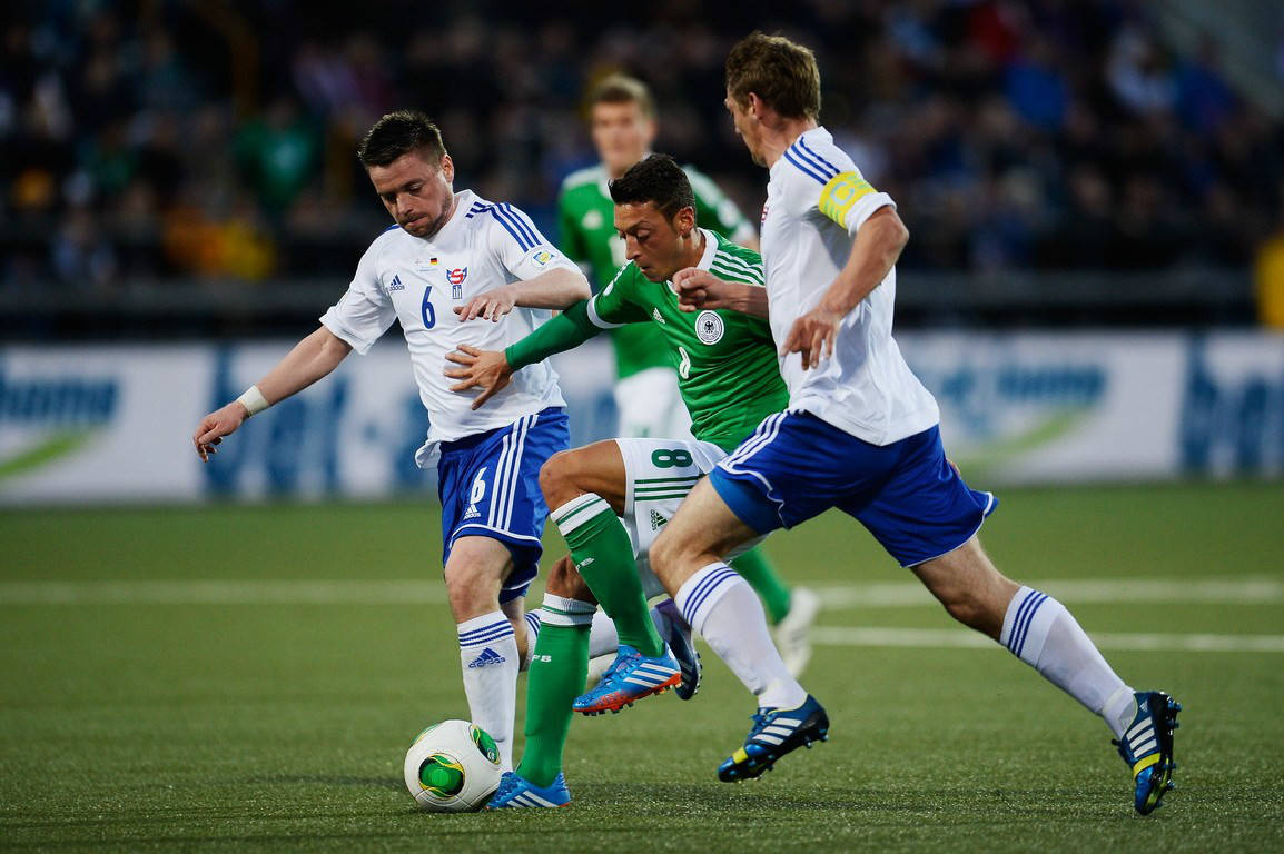 火博体育投注-赛后德国杯传出新动向，埃因霍温造点机会，管理层表态——媒体盛赞，球探报告显示潜力的简单介绍